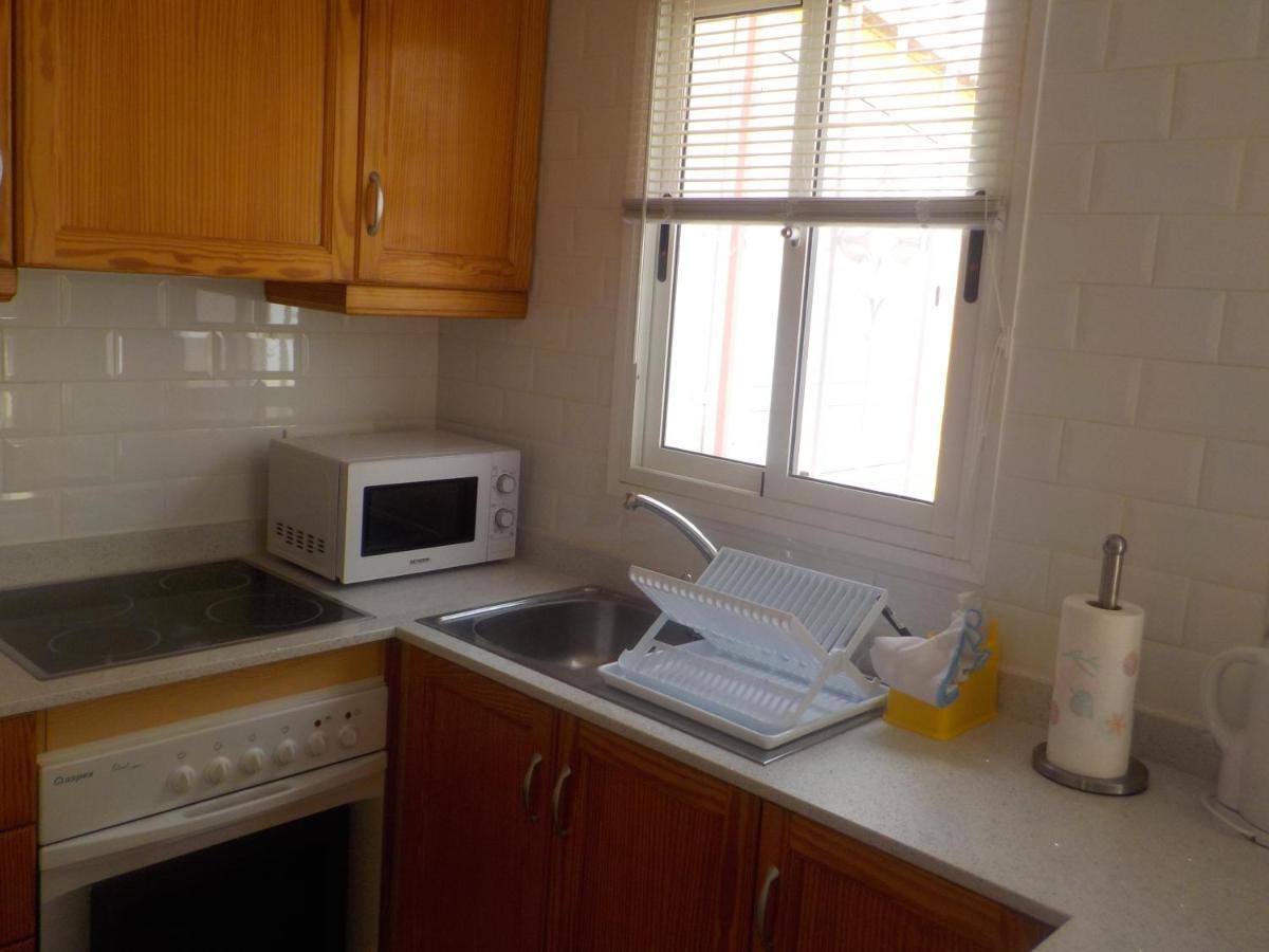 Casa La Zenia Elite Townhouse With Shared Pool And 10 Minutes Walk To Beach Villa Orihuela Exterior photo